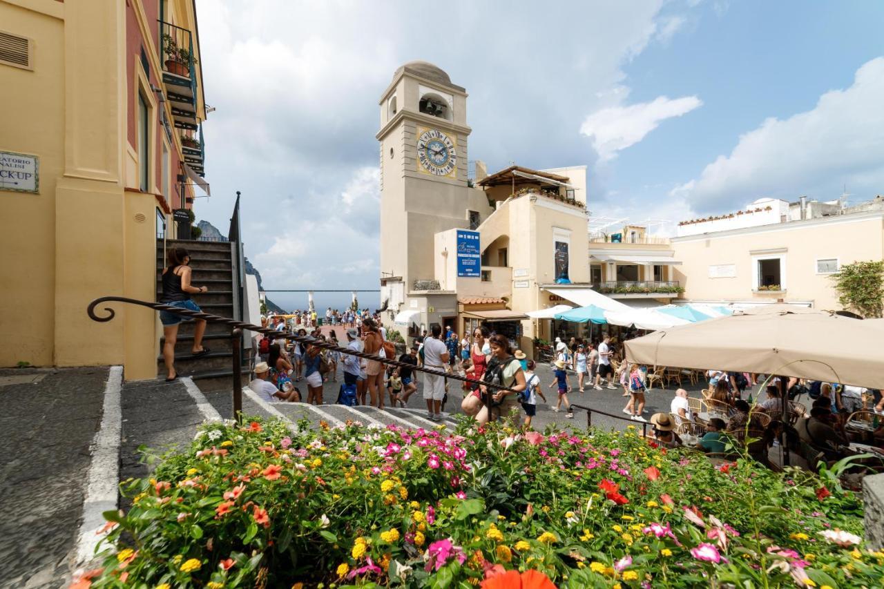 Qasar Luxury Suite - In Capri'S Piazzetta ภายนอก รูปภาพ